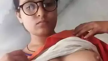 Desi Girl Exposing Untouched Naked Boobs Indian Sex Video