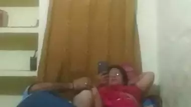 Desi Couple Romance Husband Rubbing Wife Pussy