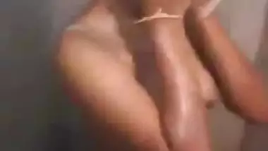 Telgu bhabhi milf bath recorded by hubby