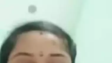 Beautiful webcam wife nude boobs showing on Chamet