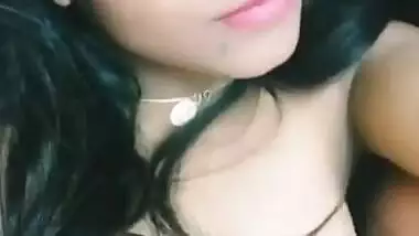 Beautiful paki girl with lover