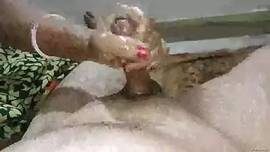 Indian Bhabhi Oil Massage Handjob Another Vdo