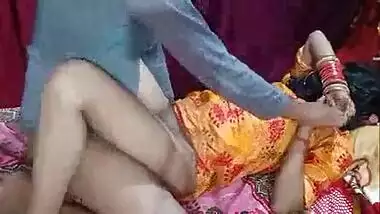Chulbuli padosan ke bur ki seal chodte hue free Mallu xxx