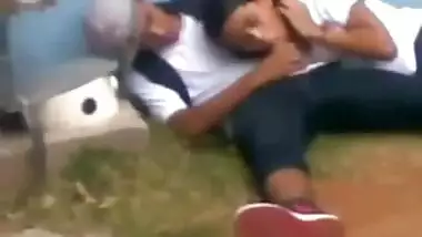 Desi college girl’s outdoor hot blowjob video