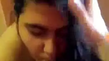 MMS of chubby indian girl sucking classmate’s penis