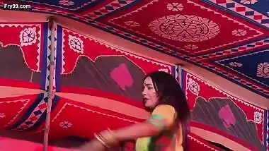 Trisha kar madhu Sexy dance Video