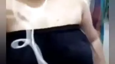 Desi Gf Showing On Video Call