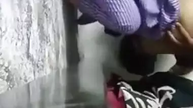 Sexy Ass Of Desi Secretary Banged Near Lift