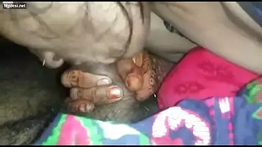 Newly marriedunder blanker blowjob