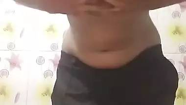 Bengali girl lifting bra and showing cute boobs