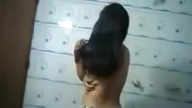 My hot fiance showing her naked body before marriage