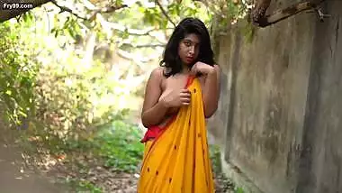 Big boobs model Neelam photoshoot video – 3