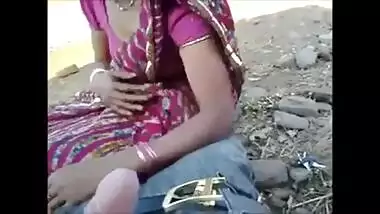 Sexy Marwadi Woman’s Outdoor Blowjob