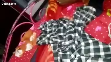Desi village bhabi show her big pussy