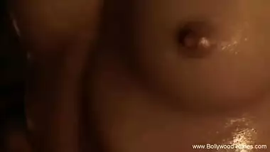 Eastern Indian Dancer Exposed And Make Her Man Seduce