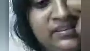 Tamil xxx Chennai aunty showing naked figure