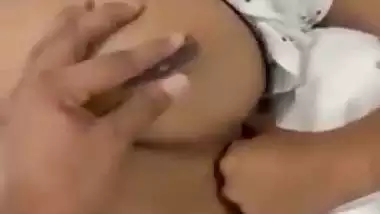 South Indian guy licks his GF’s shaved pussy and fucks