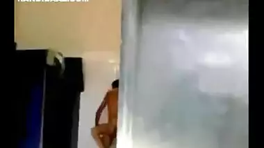 Indian mms of teen college girl shower sex with lover in hostel bathroom