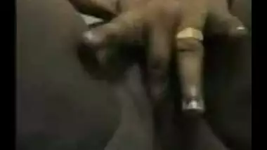 Mature Tamil auntie’s desperate fucking session
