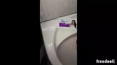 Big boobs hindi aunty live pregnancy test video