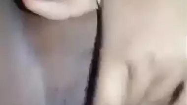 Bangladeshi horny village Bhabhi showing pussy