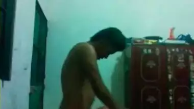 Mameri bahan ke kuwari chut ki seal cousin bhai ne todi