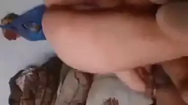 Pakistani Pathan wife giving Rimjob to hubby