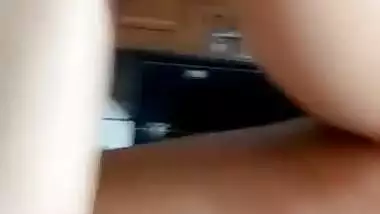 Beautiful desi girl showing her cute boobs
