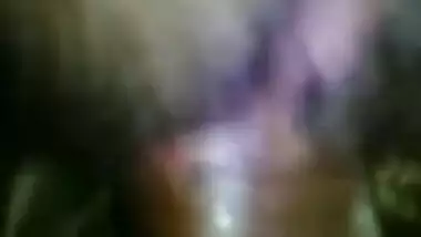 Cute and hot Mallu girl having a softcore sex