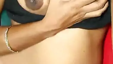 Sexy Wife show her big boob 3