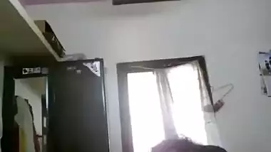 Beautiful Desi gal plays with natural XXX tits in unplanned sex clip