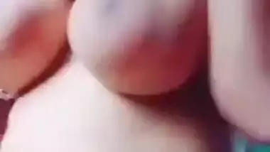 Desi Big Booby Girl Fingering