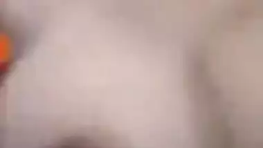 Cute Desi Girl Showing bathing on Video call
