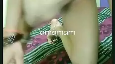 Sexy booby Indian wife nude sex video