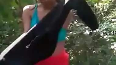 Today Exclusive- Desi Lover Outdoor Fucking