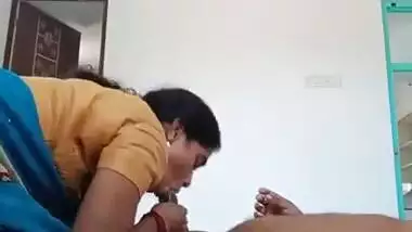 Desi House Wife Sucking Hubbys Cock