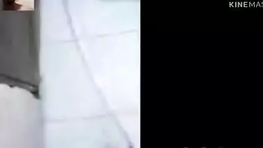 Super Sexy And Horny Desi Woman Farri Does Nude Video Call