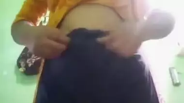 Desi girl fingering
