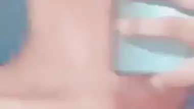 Bangladeshi model topless big boobs viral selfie