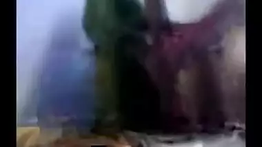 Village uncle ne padosin aunty ko doggy style me choda
