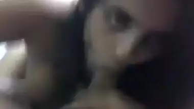 Hot Bhabhi blowing rod 