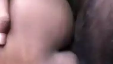 අද කැරි හුත්තිගෙ පුක පලනව පට්ට වේසි, අනේ එපා රිදෙනවා Indian Ebony Sri Lanka Sinhala Teen New Leak Sl