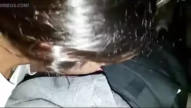 College girl sucking her boyfriend’s dick in the car