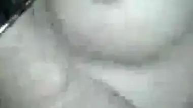 Desi girl nude show for the first time on cam