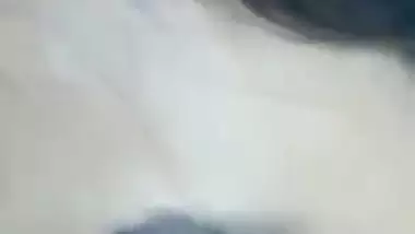 Sexy girl’s blowjob MMS of sucking a dick and drinking cum
