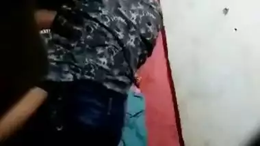 Neighbor comes to Desi slut to have XXX quickie with her on the bed