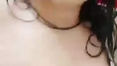 Hot Tamil nude girl stripteases and shows her naked body