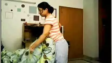 Marya Showing her Boobs & Ass to her BF