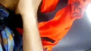 Tamil Lovers Fingaring Blowjob & Fucking in Car Part 3