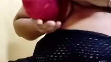 Appetizing Desi MILF with a mask on face rubs XXX nipples with ice cube